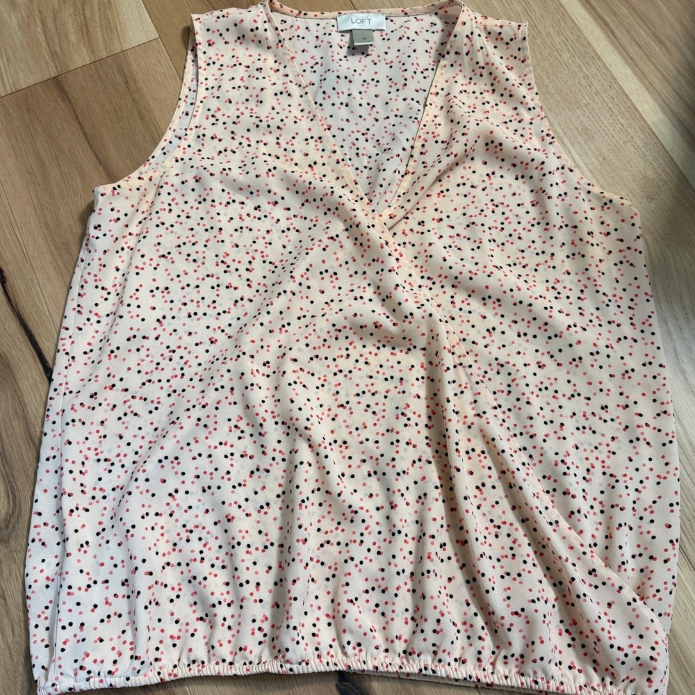 LOFT Faux Wrap Blouse Women Medium Peach Black Coral Polka Dot Sleeveless Top